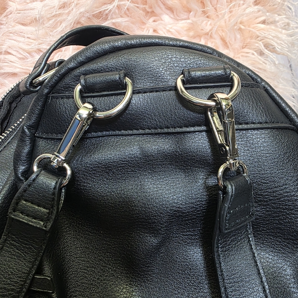 Madden NYC Black Sparkle Mini Backpack - Picture 7 of 7